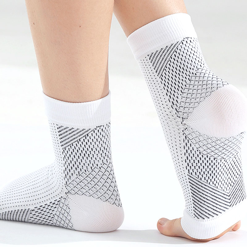 Verlichting van de enkelgewric - Ankle Brace Sock recensie en prijs